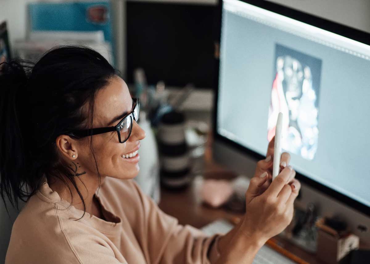 Improving Digital Marketing Performance with UX/UI Design Using UX/UI design to improve digital marketing effectiveness