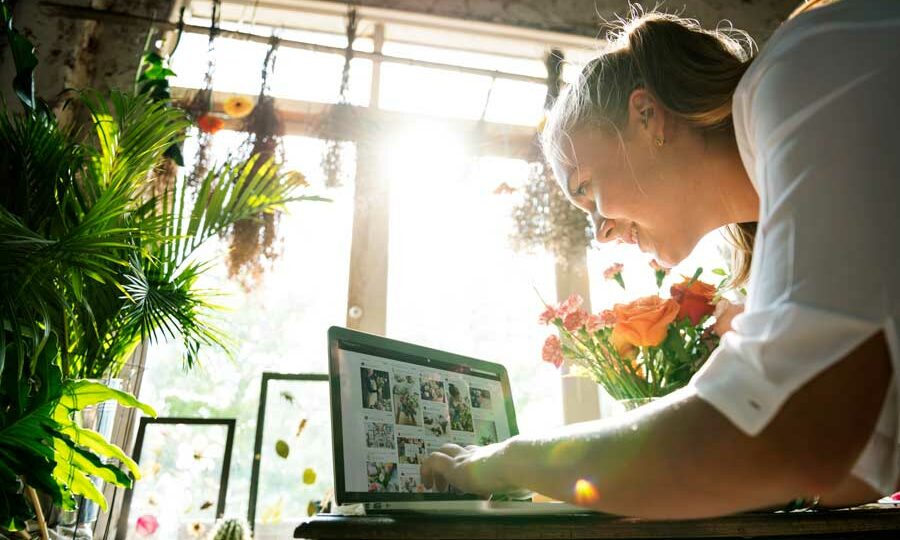 The Ultimate Guide to Designing a High-Converting Website Comprehensive ultimate guide for designing a high-converting website