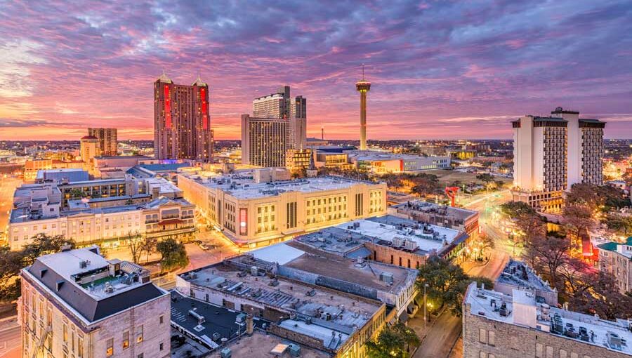 State Fair of Texas Marketing Opportunities for Dallas Businesses Marketing opportunities for Dallas businesses at the State Fair of Texas