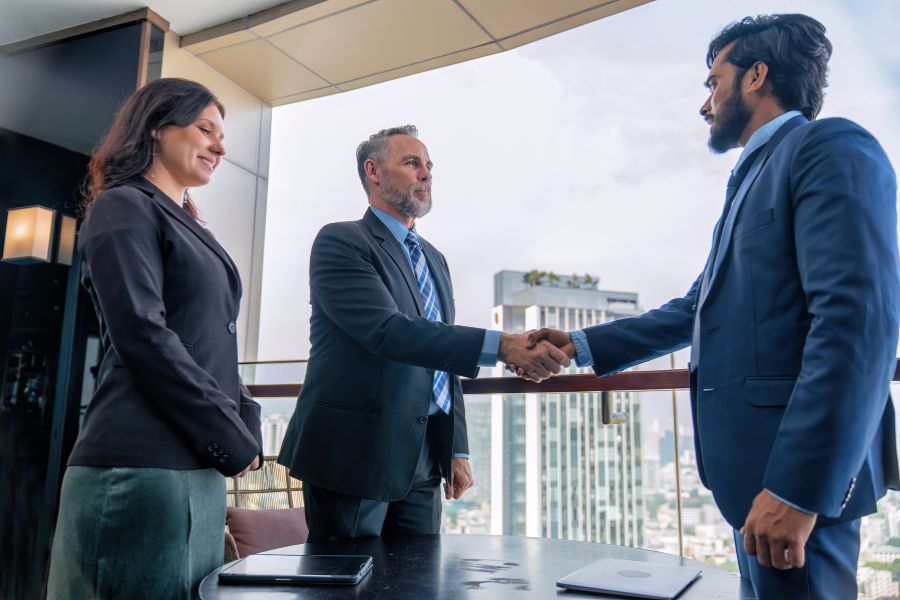 SEO for Dallas Law Firms: Attracting the Right Clients with Targeted Content